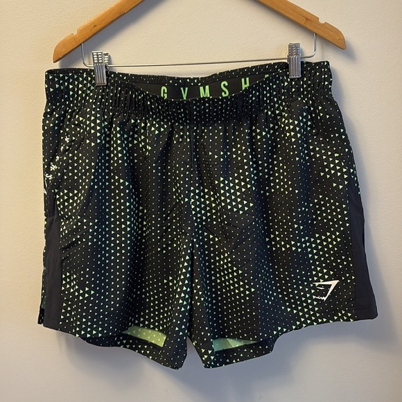 NWT Gymshark Men’s Sport 5” Shorts in Fluo Lime Size XXL - Picture 6 of 10